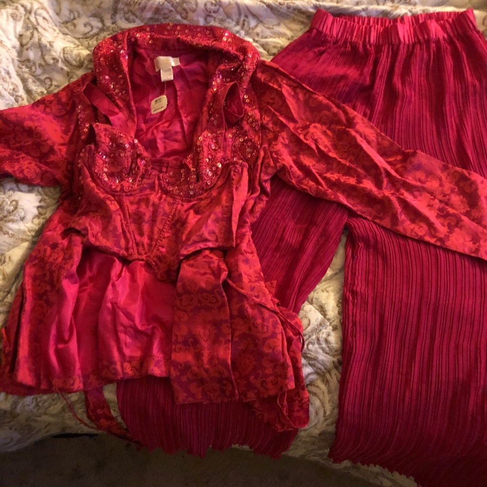 Victoria Secret 3 piece silk with beading Gorgeous